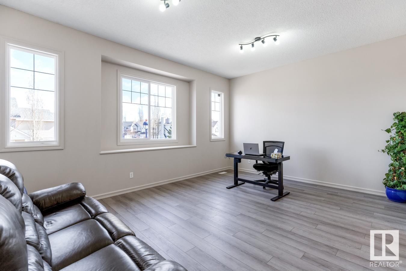 1116 84 St Sw, Edmonton, Alberta  T6X 1E3 - Photo 12 - E4433274
