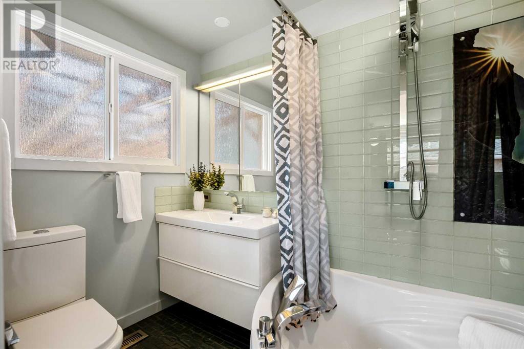 5312 37 Street Sw, Calgary, Alberta  T3E 5M5 - Photo 17 - A2209960