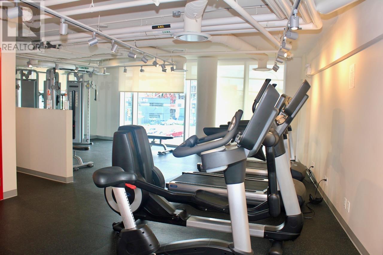 Listing Picture 15 of 24 : 1014 180 E 2ND AVENUE, Vancouver / 溫哥華 - 魯藝地產 Yvonne Lu Group - MLS Medallion Club Member