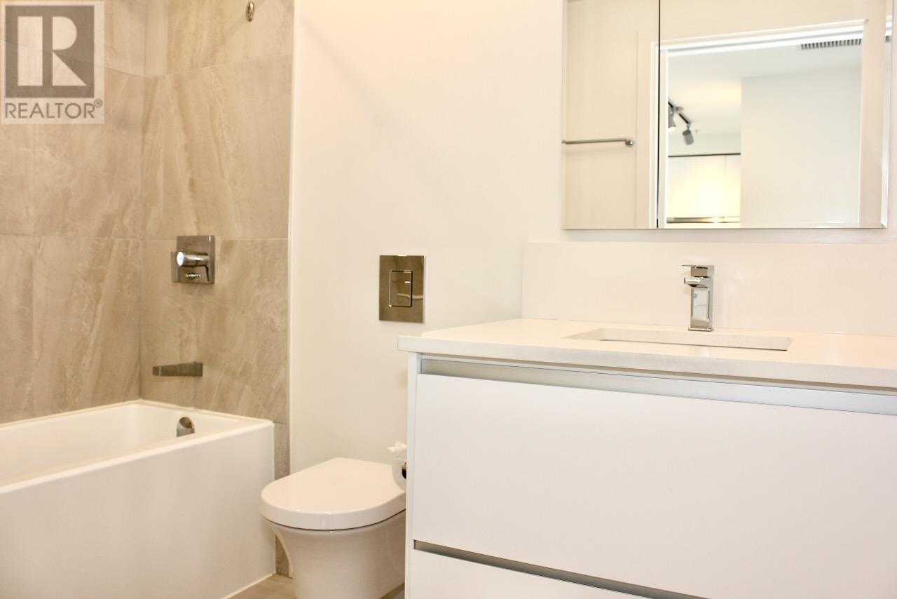 Listing Picture 10 of 24 : 1014 180 E 2ND AVENUE, Vancouver / 溫哥華 - 魯藝地產 Yvonne Lu Group - MLS Medallion Club Member