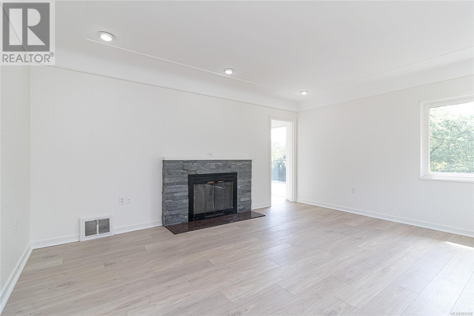 Property at 1515 Arrow Rd image 2