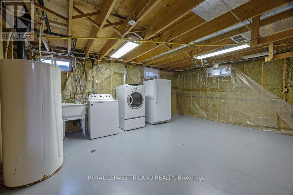 277 Mutual Street N, Ingersoll, Ontario  N5C 2A9 - Photo 31 - X12168179