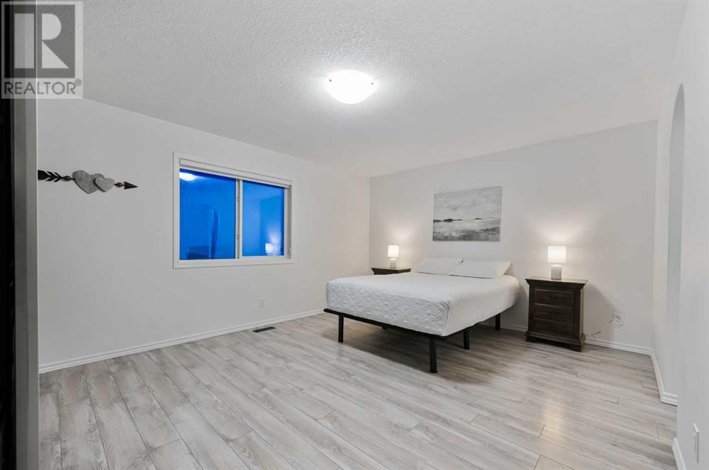 222 Westmount Crescent, Okotoks, Alberta  T1S 2J2 - Photo 30 - A2205201