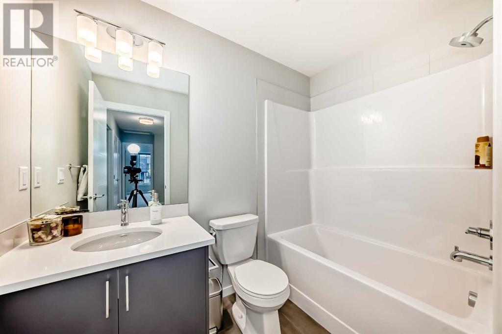 751 South Point Heath Sw, Airdrie, Alberta  T4B 5M7 - Photo 40 - A2220021