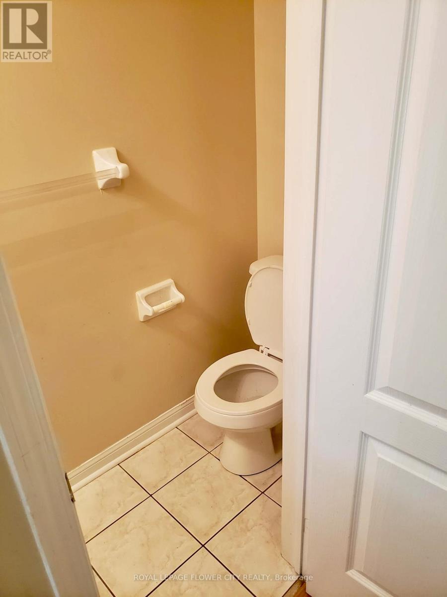 74 Tianalee Crescent, Brampton, Ontario  L7A 2X4 - Photo 26 - W12174710