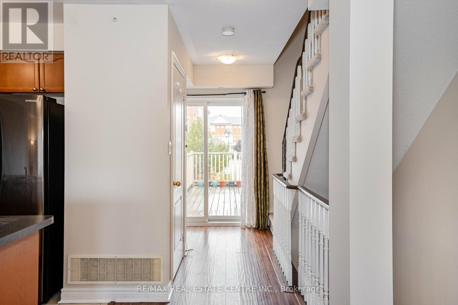 5 - 3985 Eglinton Avenue, Mississauga, Ontario  L5M 0E7 - Photo 17 - W12174727