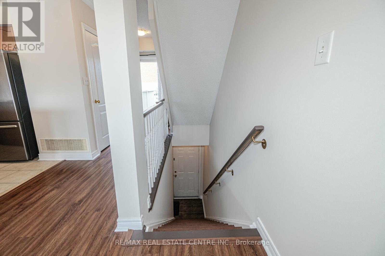 5 - 3985 Eglinton Avenue, Mississauga, Ontario  L5M 0E7 - Photo 34 - W12174727