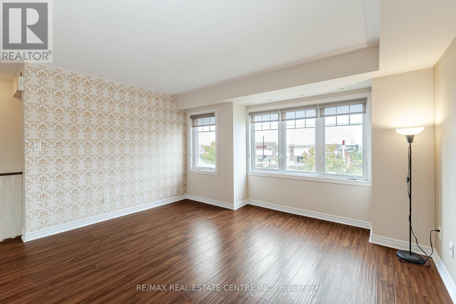 5 - 3985 Eglinton Avenue, Mississauga, Ontario  L5M 0E7 - Photo 9 - W12174727