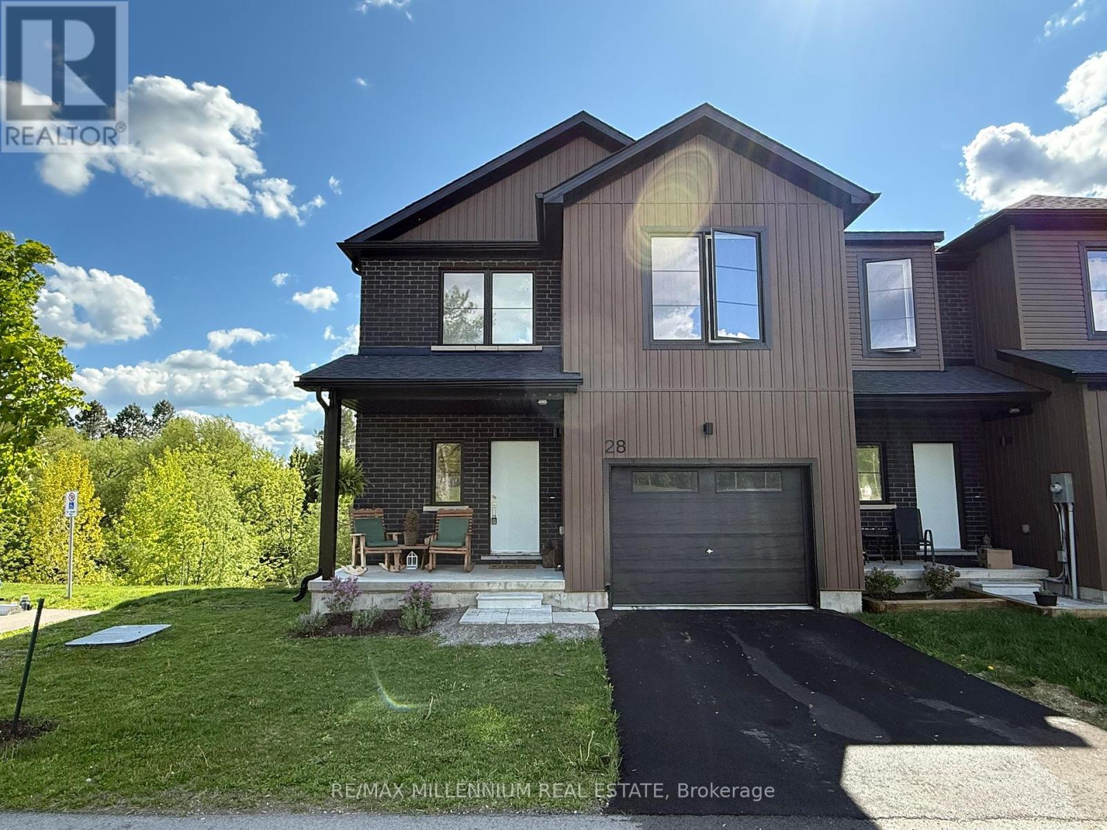 28 Trailside Drive, Haldimand, Ontario  N0A 1S0 - Photo 1 - X12174700