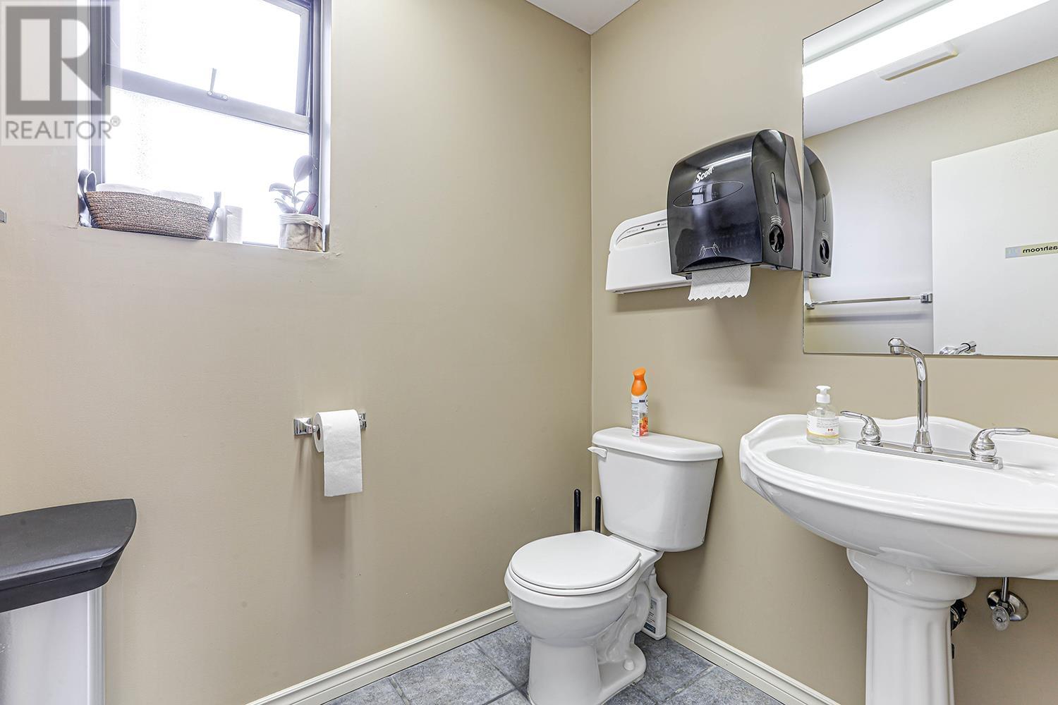7460 Edmonds Street, Burnaby, British Columbia  V3N 1B2 - Photo 38 - C8069478