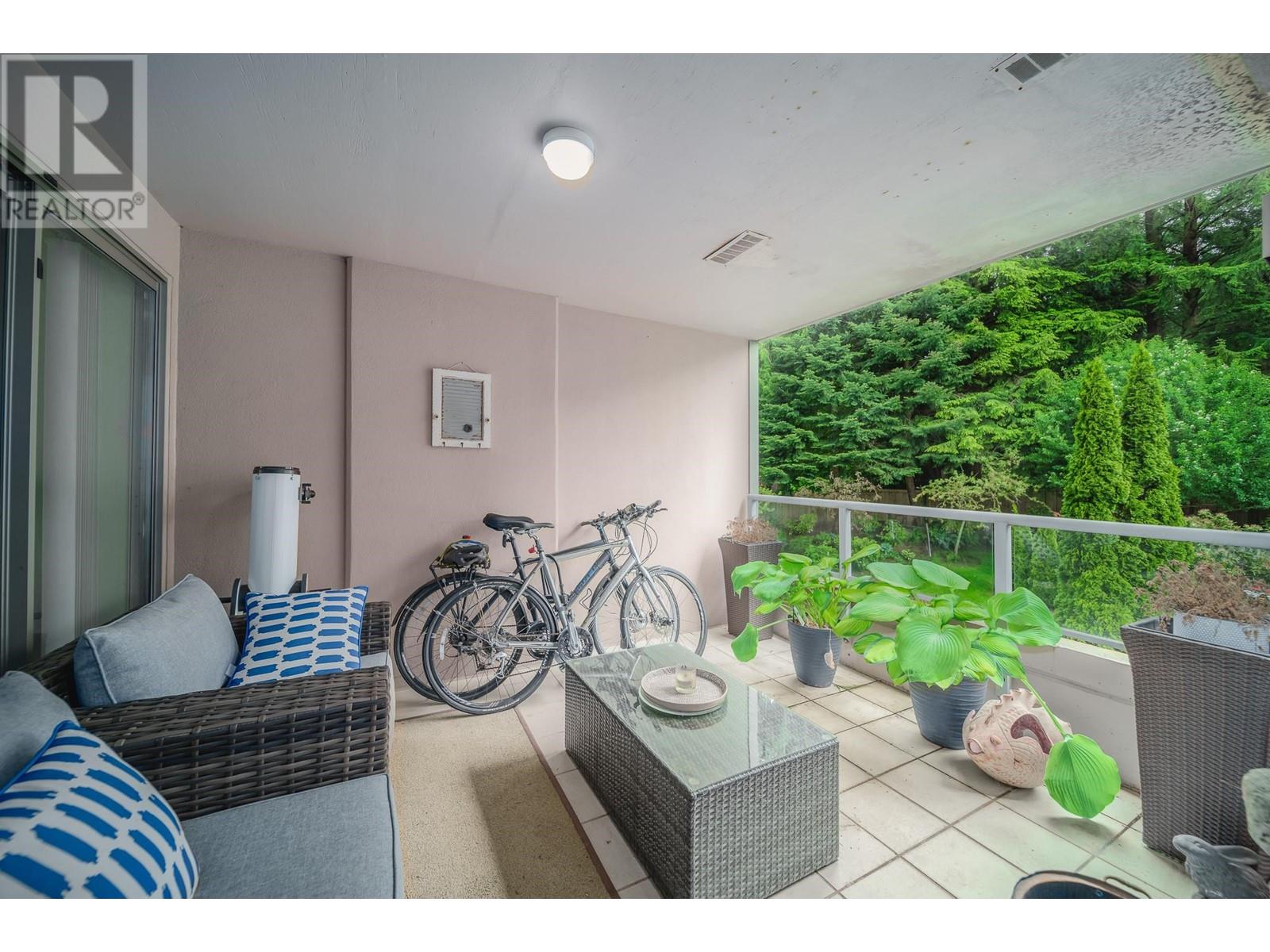 307 5775 Hampton Place, Vancouver, British Columbia  V6T 2G6 - Photo 3 - R3007475