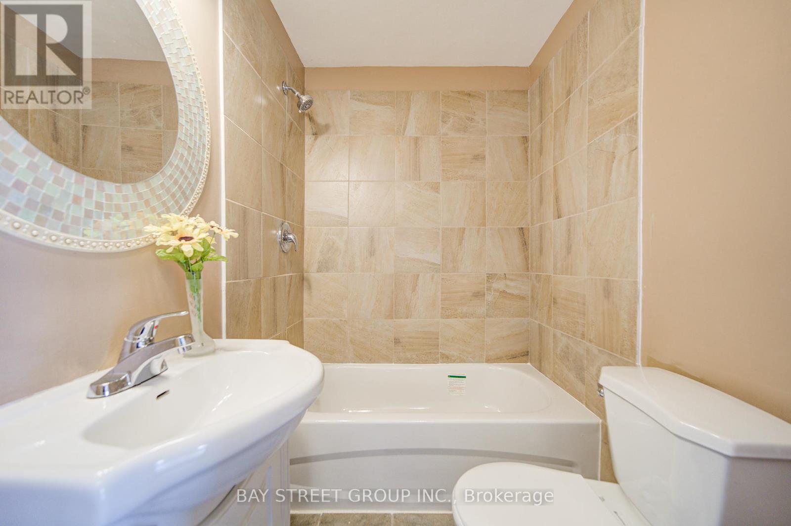4554 Ryerson Crescent, Niagara Falls (Downtown), Ontario  L2E 1E2 - Photo 40 - X12074837