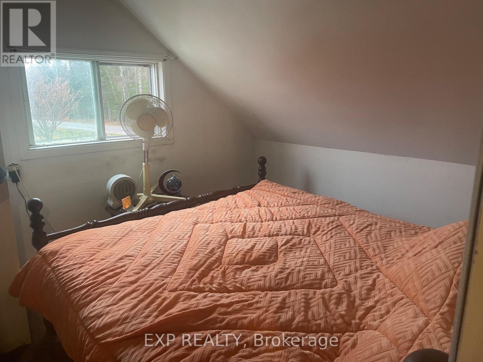 239 East Lake Road, Hastings Highlands, Ontario  K0L 2S0 - Photo 10 - X12122602