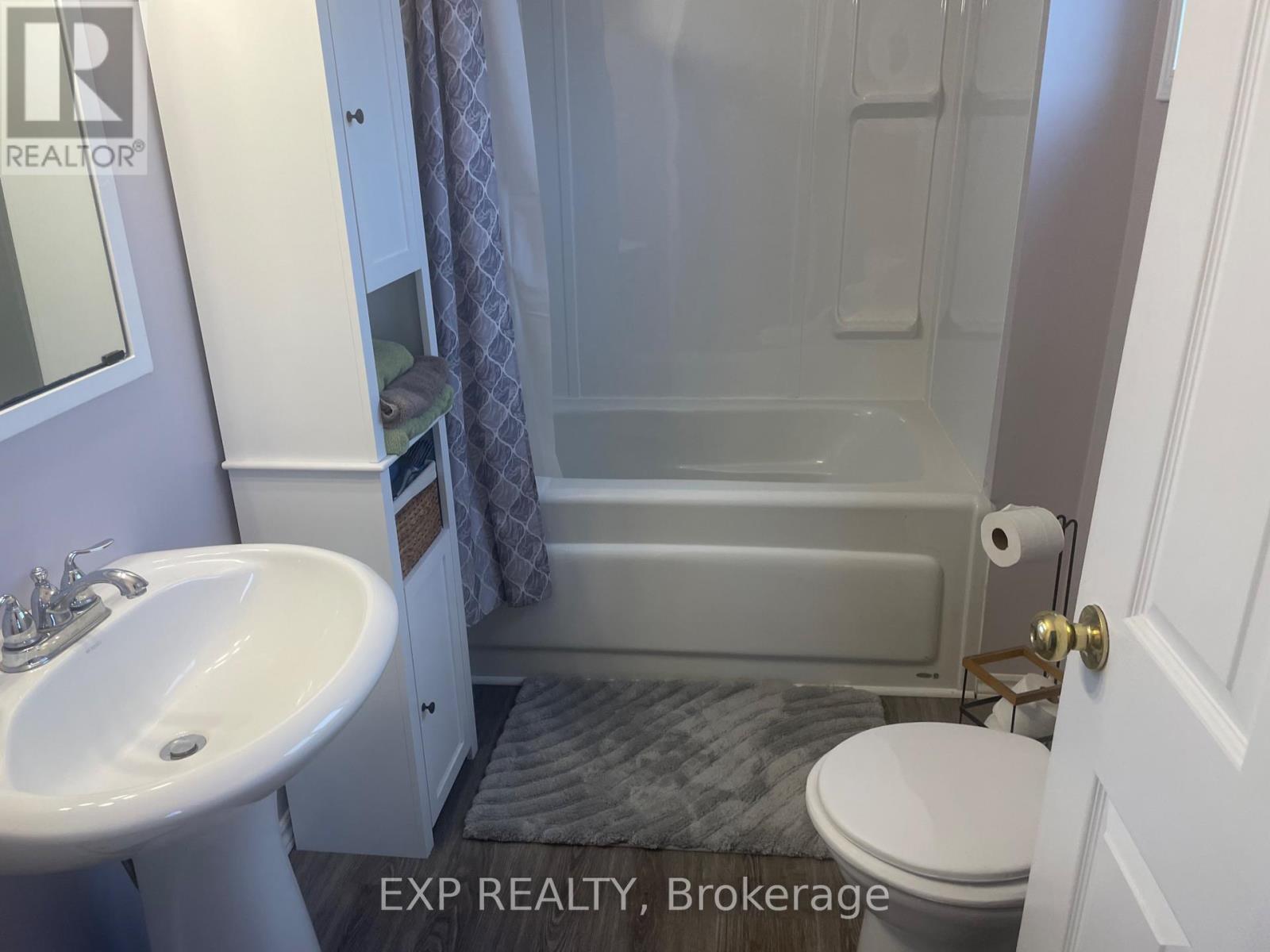 239 East Lake Road, Hastings Highlands, Ontario  K0L 2S0 - Photo 11 - X12122602