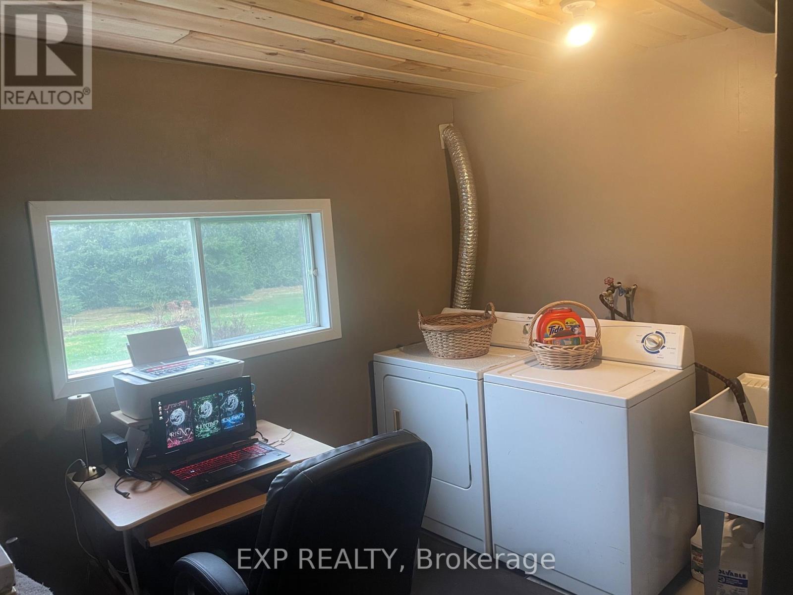 239 East Lake Road, Hastings Highlands, Ontario  K0L 2S0 - Photo 9 - X12122602