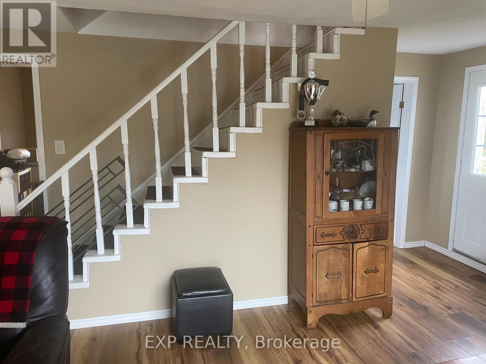 239 East Lake Road, Hastings Highlands, Ontario  K0L 2S0 - Photo 5 - X12122602