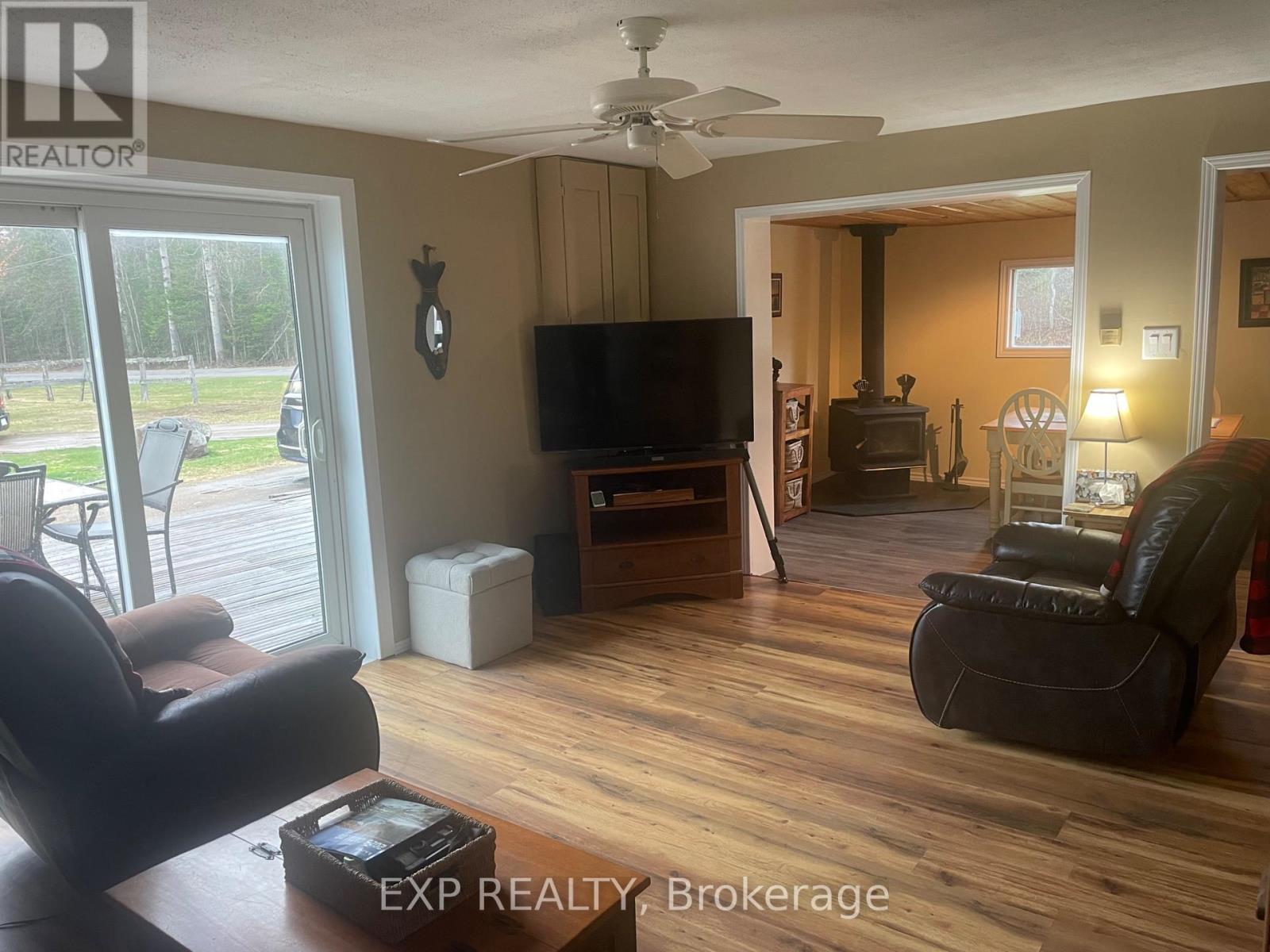 239 East Lake Road, Hastings Highlands, Ontario  K0L 2S0 - Photo 6 - X12122602