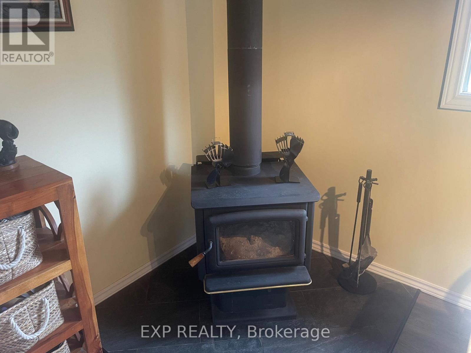 239 East Lake Road, Hastings Highlands, Ontario  K0L 2S0 - Photo 7 - X12122602