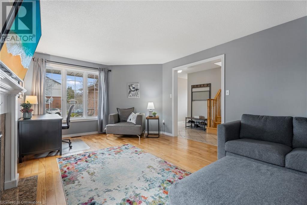 158 Duncairn Crescent, Hamilton, Ontario  L9C 6J8 - Photo 9 - 40708087