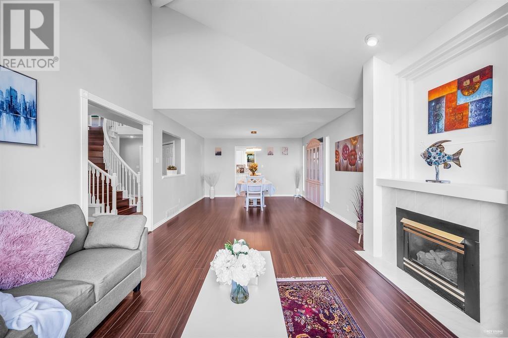 Property at 1270 HUDSON STREET image 3
