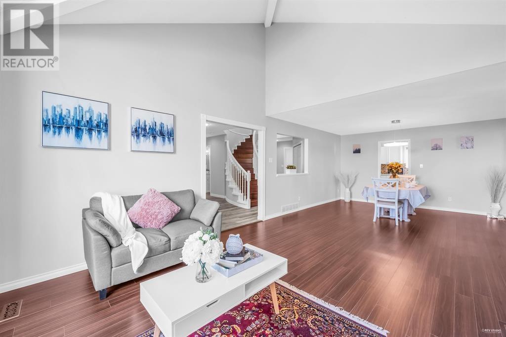 Property at 1270 HUDSON STREET image 5