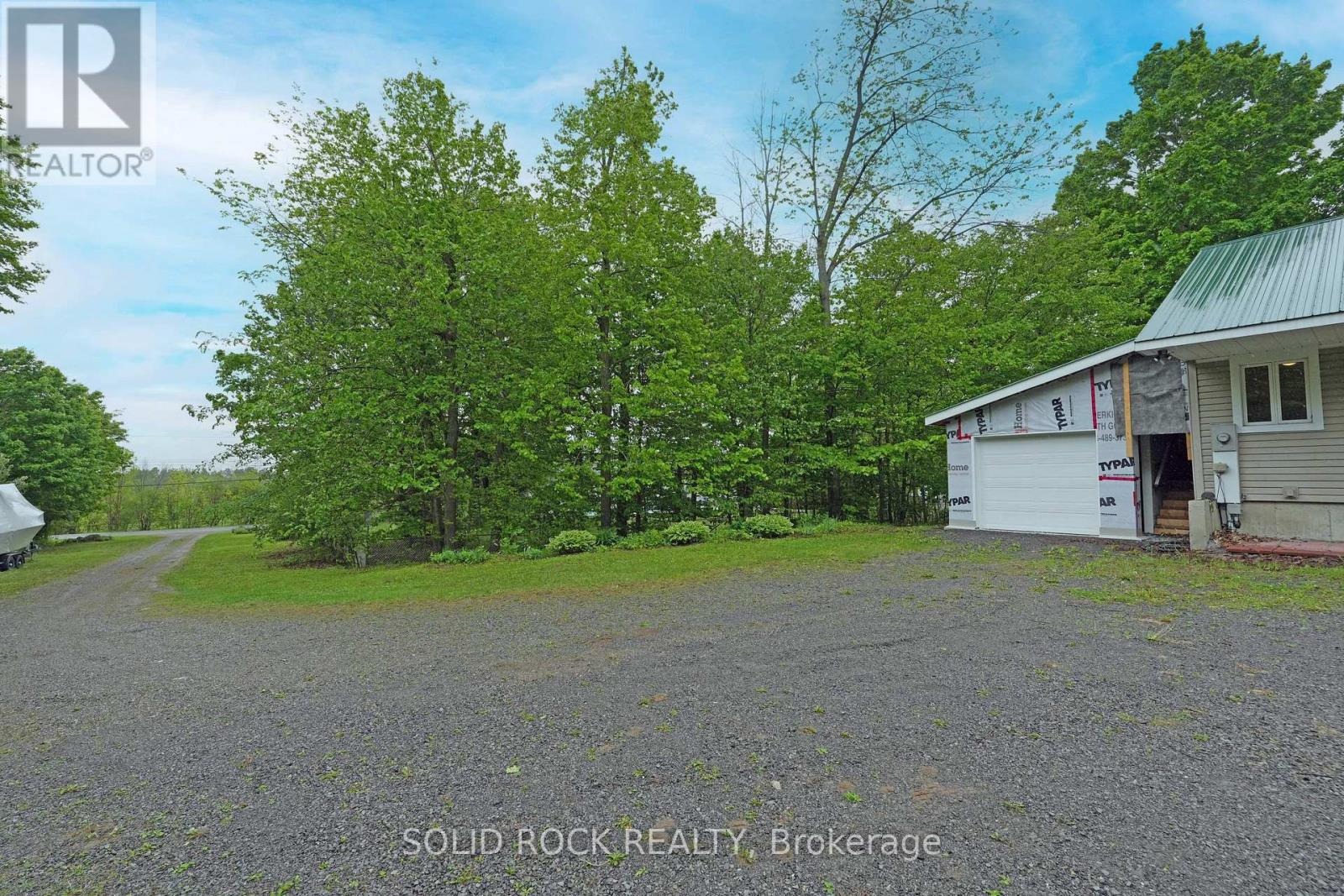 7725 Lawrence Street, Ottawa, Ontario  K0A 3J0 - Photo 3 - X12174753
