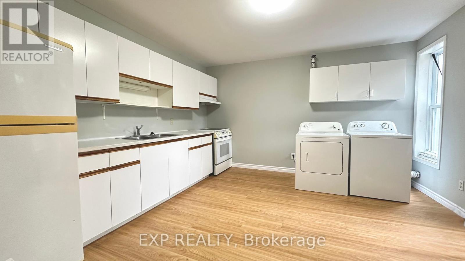 286 Coleman Street, Belleville, Ontario K8P 3J1 - Photo 7 - X12172914