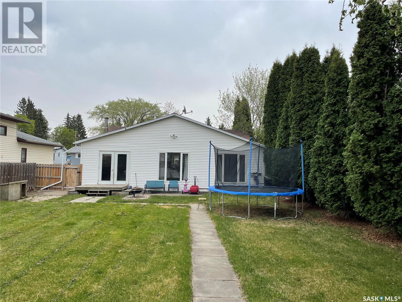 409 4th Street W, Meadow Lake, Saskatchewan  S9X 1Y4 - Photo 26 - SK005561
