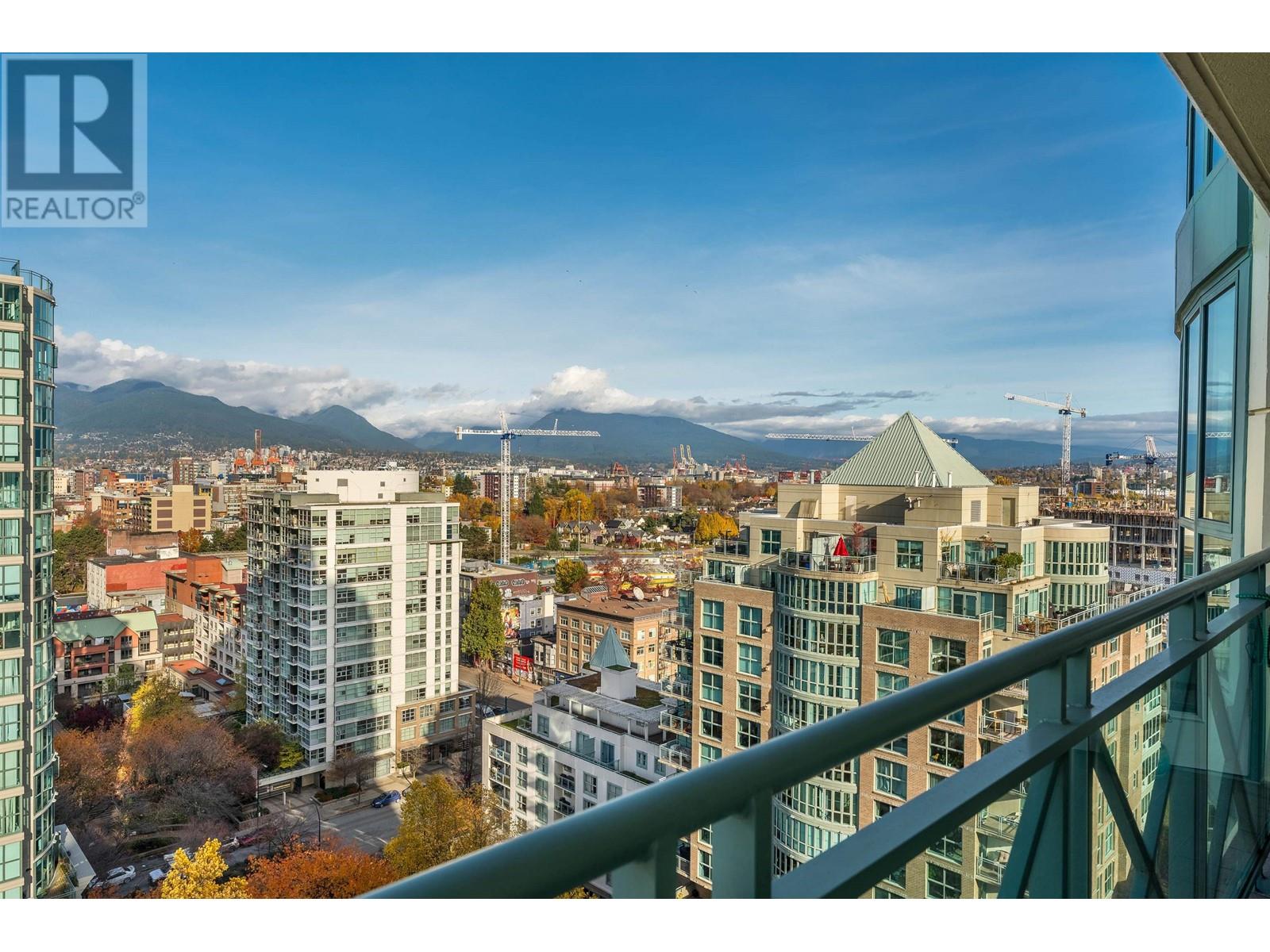 1703 1188 Quebec Street, Vancouver, British Columbia  V6A 4B3 - Photo 3 - R3006980