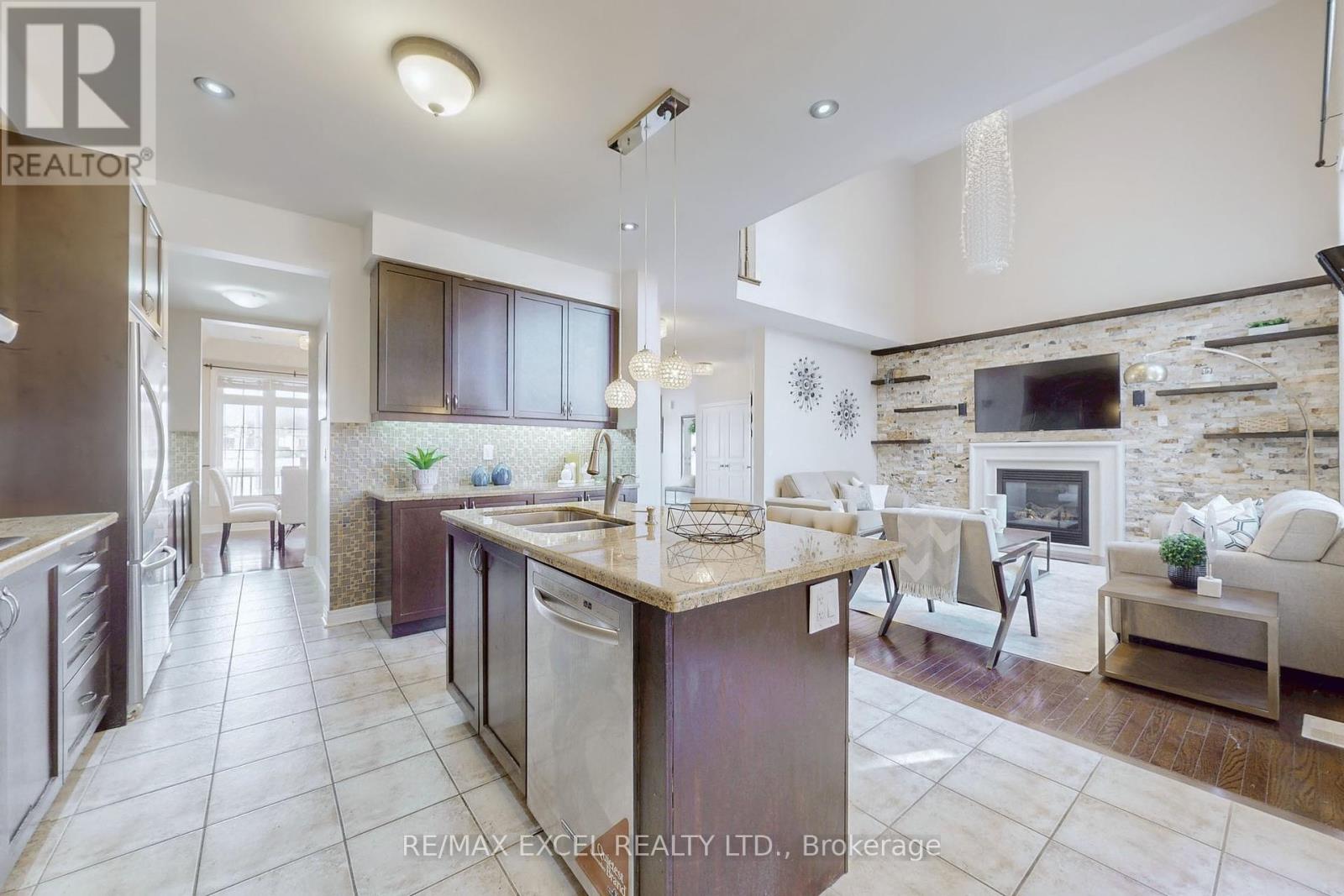 553 Riverlands Avenue, Markham (Cornell), Ontario  L6B 0V3 - Photo 14 - N12174777