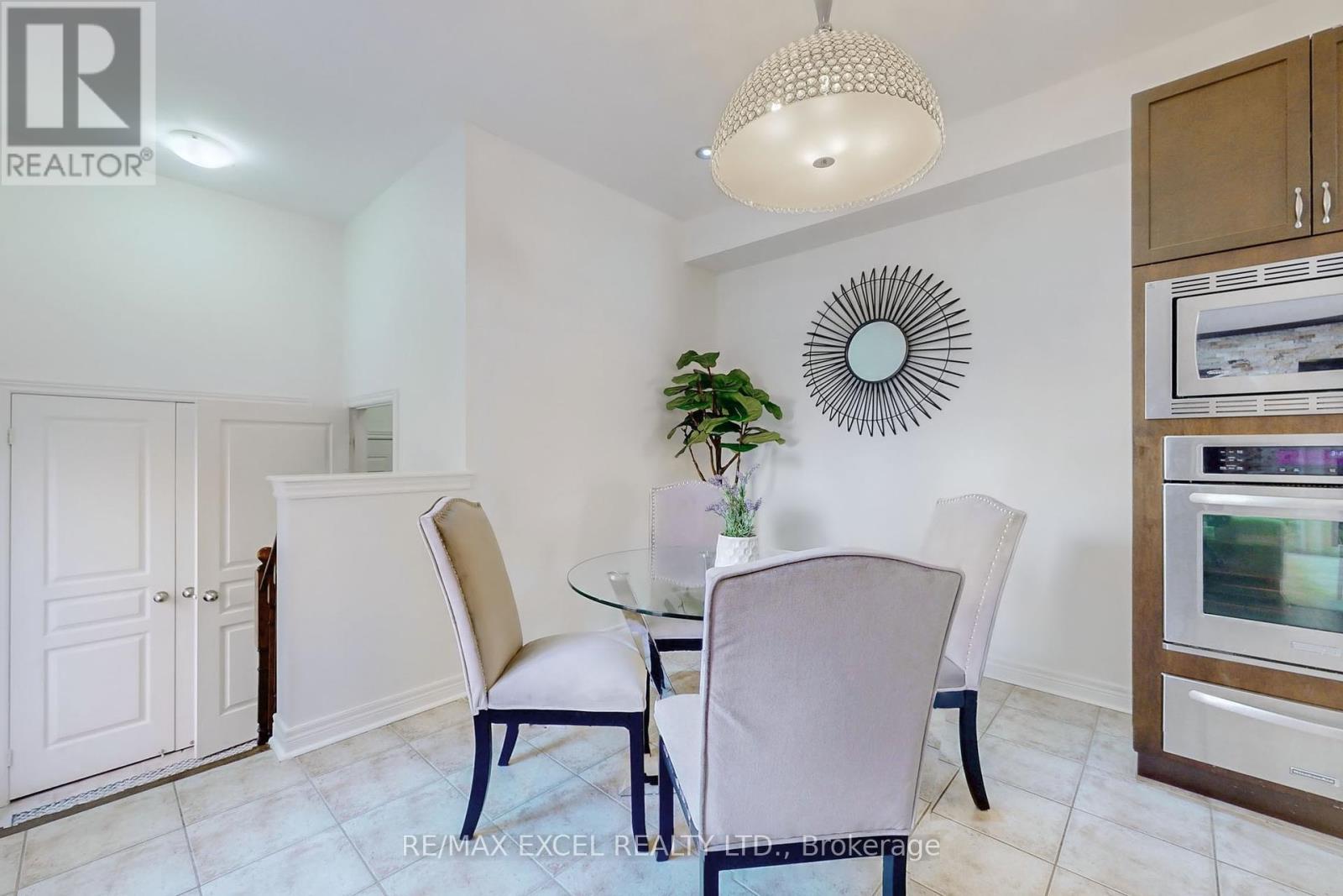 553 Riverlands Avenue, Markham (Cornell), Ontario  L6B 0V3 - Photo 18 - N12174777