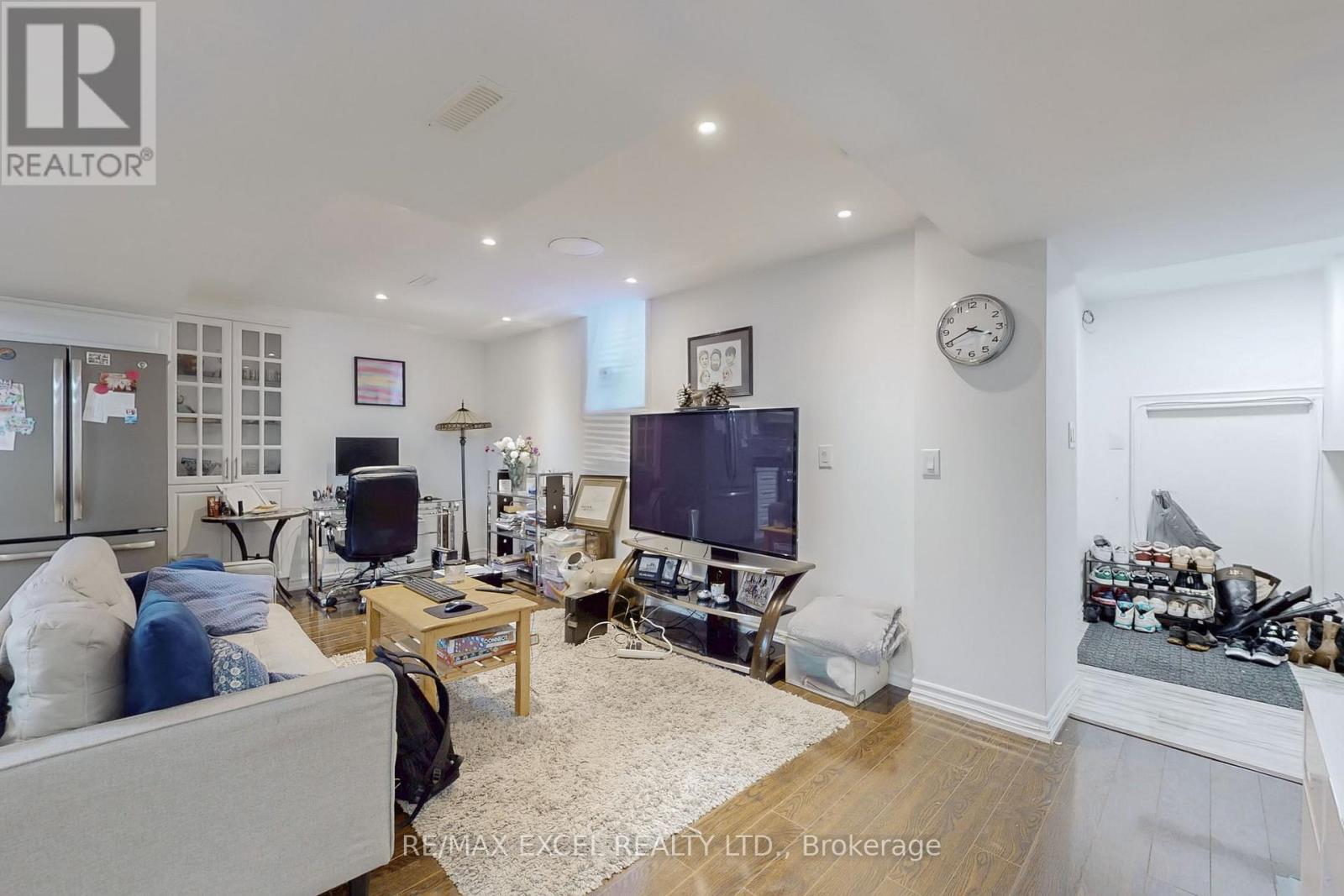 553 Riverlands Avenue, Markham (Cornell), Ontario  L6B 0V3 - Photo 35 - N12174777