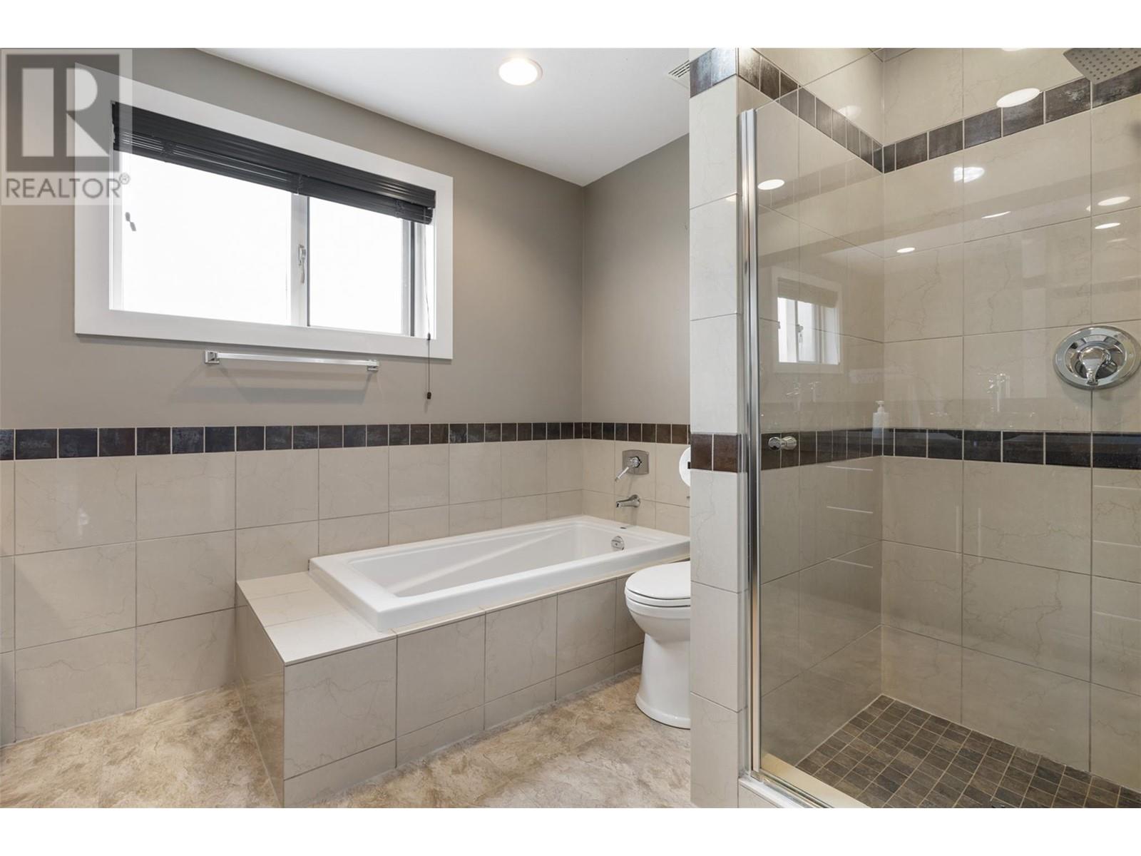 1084 Westside Road S, West Kelowna, British Columbia  V1Z 3S1 - Photo 17 - 10344512
