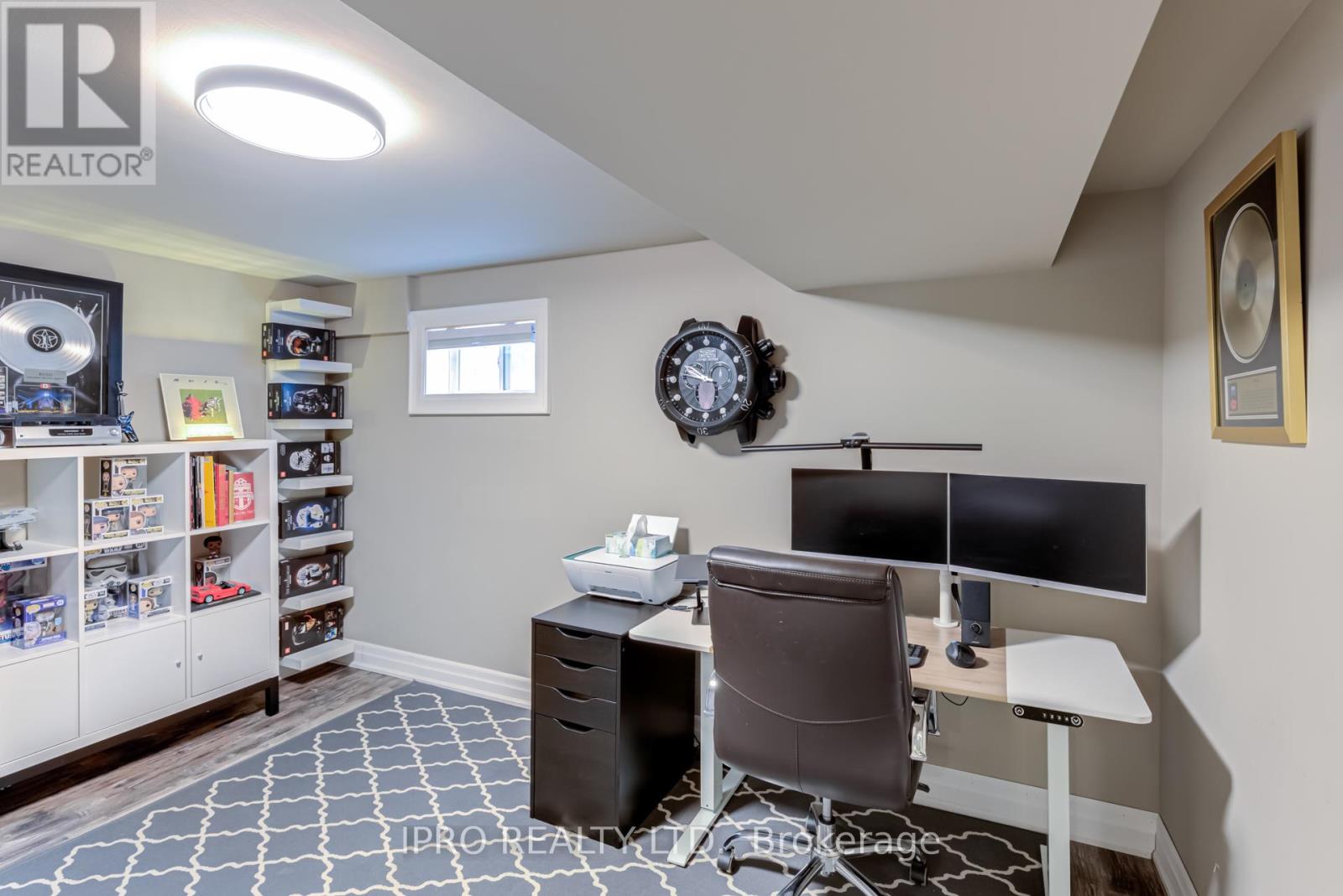 43 Sherwood Crescent, Brampton, Ontario  L6X 2C9 - Photo 31 - W12174772