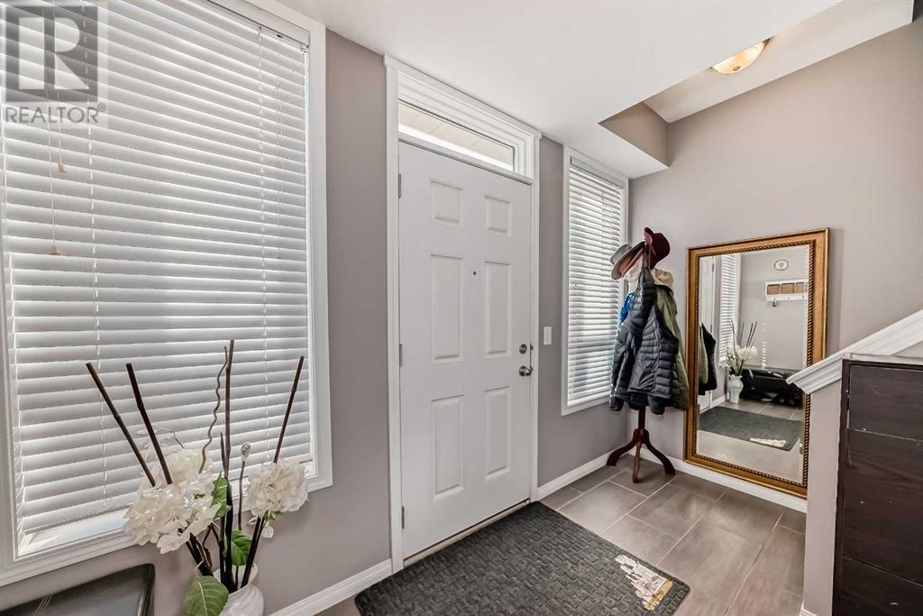 Property at 175 Kincora Heath NW image 4