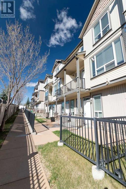 Property at 175 Kincora Heath NW image 3