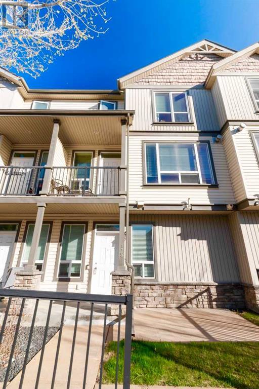 Property at 175 Kincora Heath NW image 2