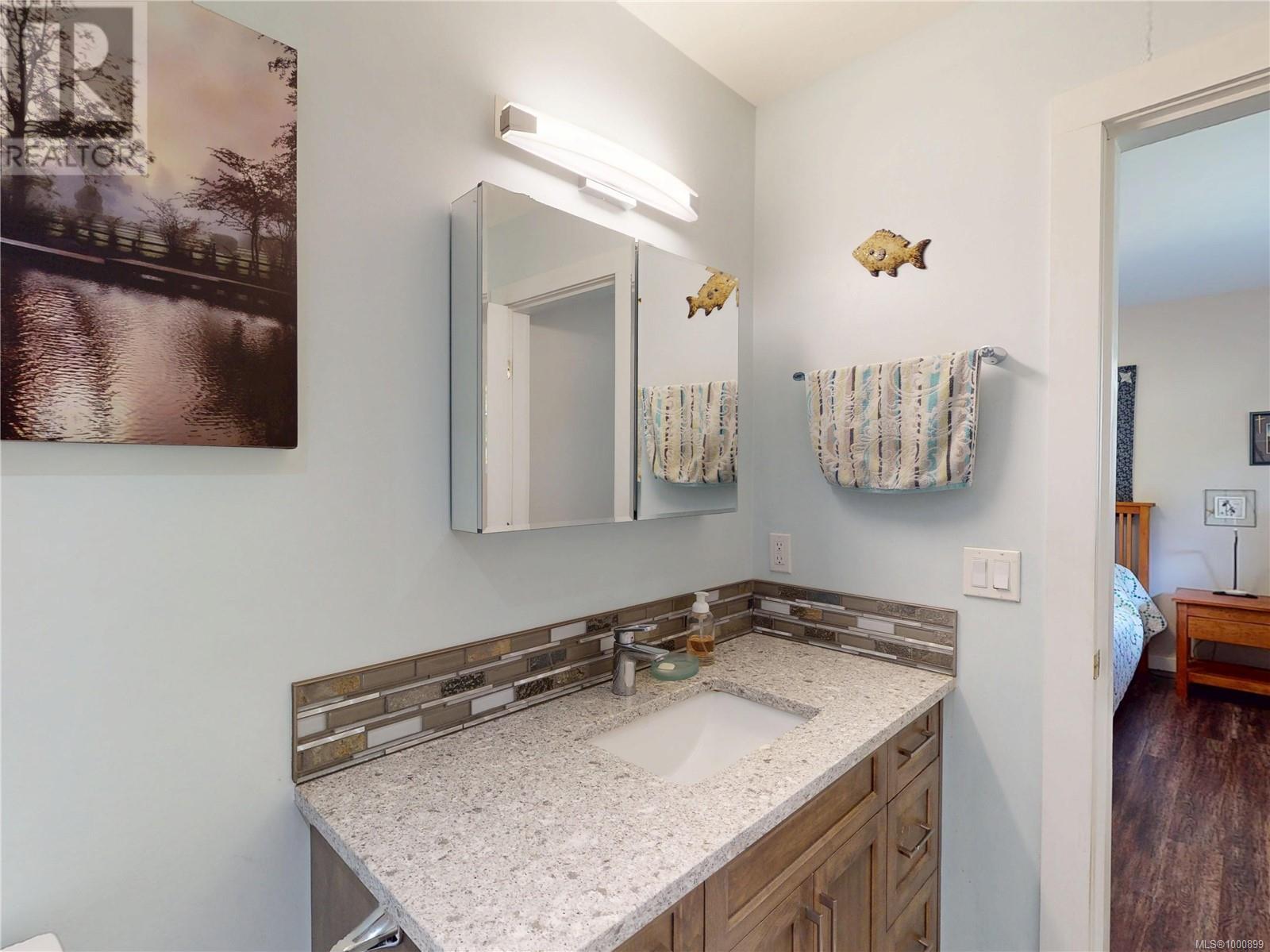 Property at 1783 Barrett Dr image 5