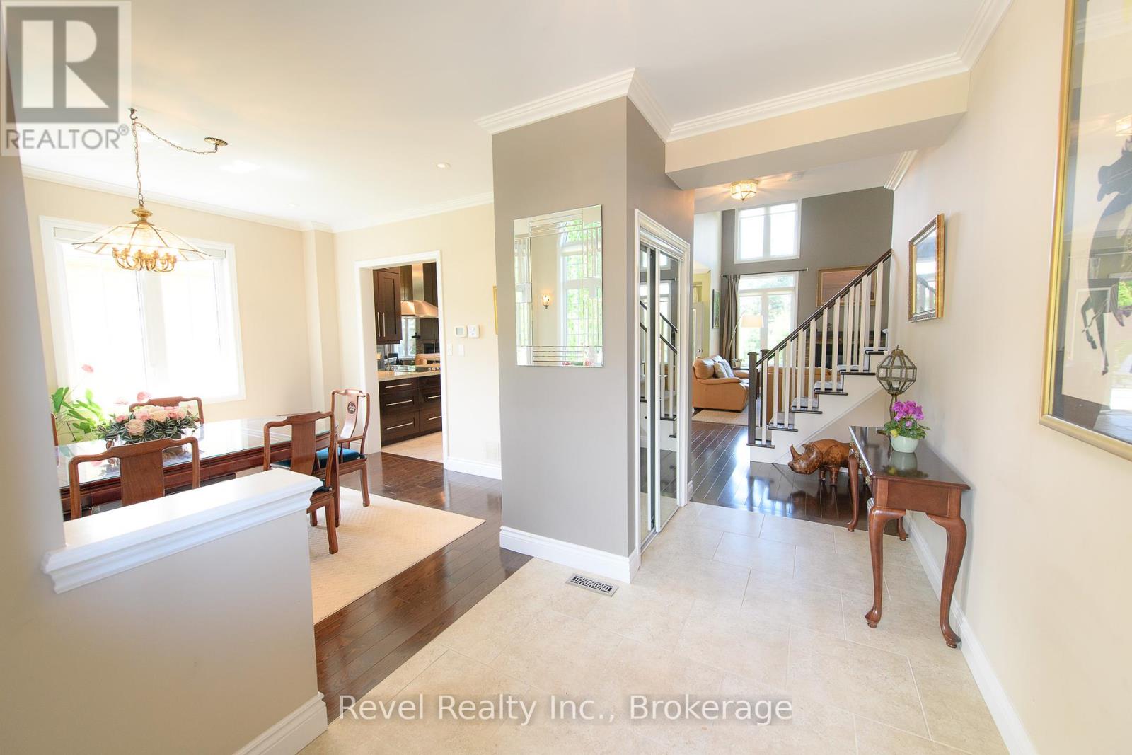 Property at 22 KELLS CRESCENT image 4