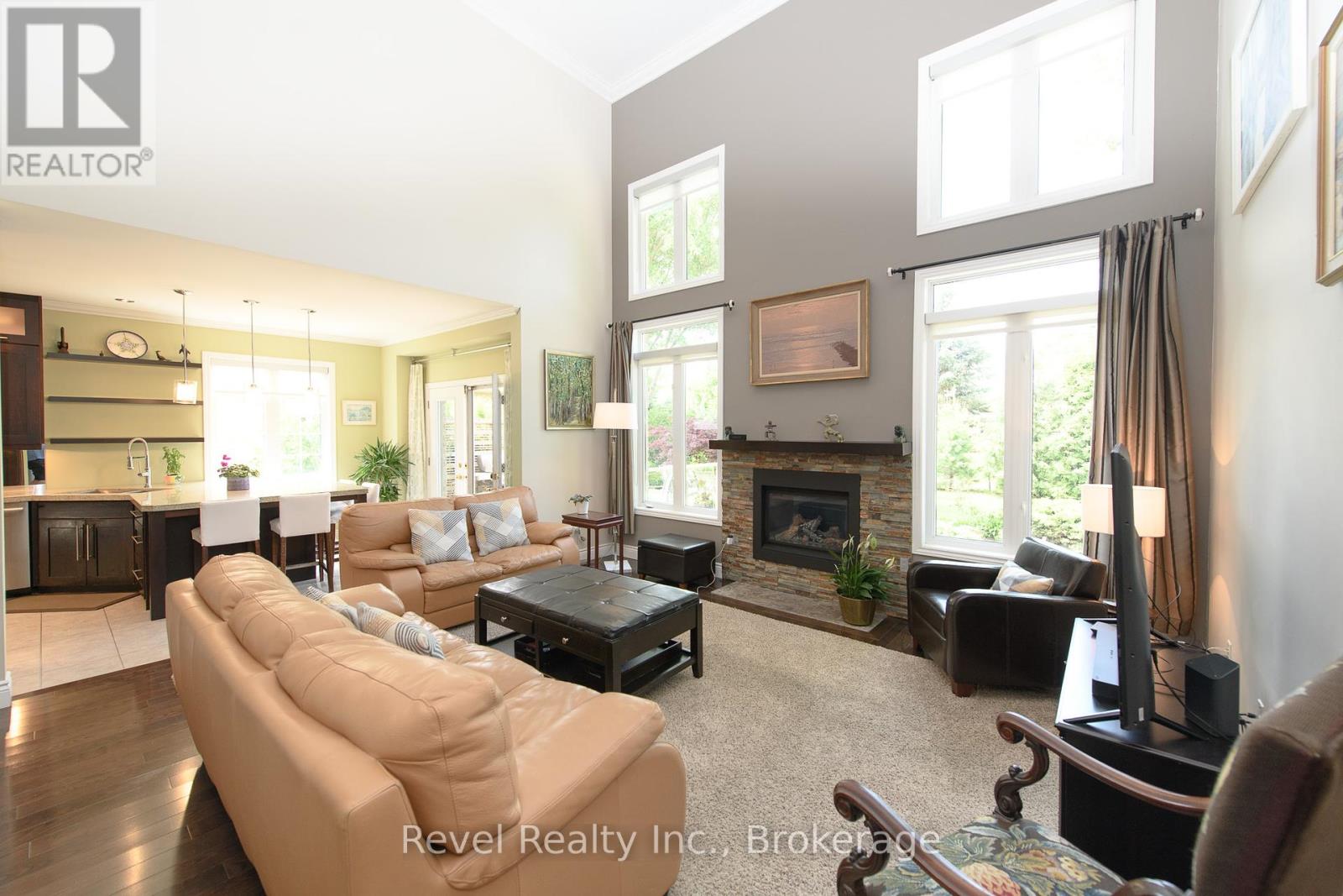 Property at 22 KELLS CRESCENT image 5