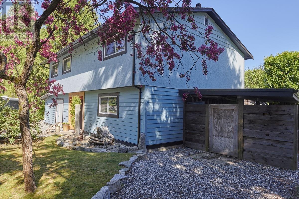 1454 Davidson Road, Gibsons, British Columbia  V0N 1V6 - Photo 31 - R3006932