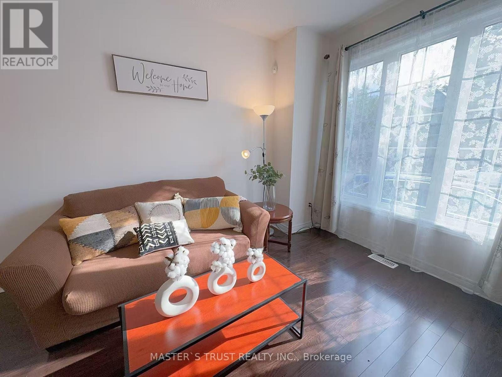 116 Maria Road, Markham, Ontario  L6E 0P1 - Photo 2 - N12143437