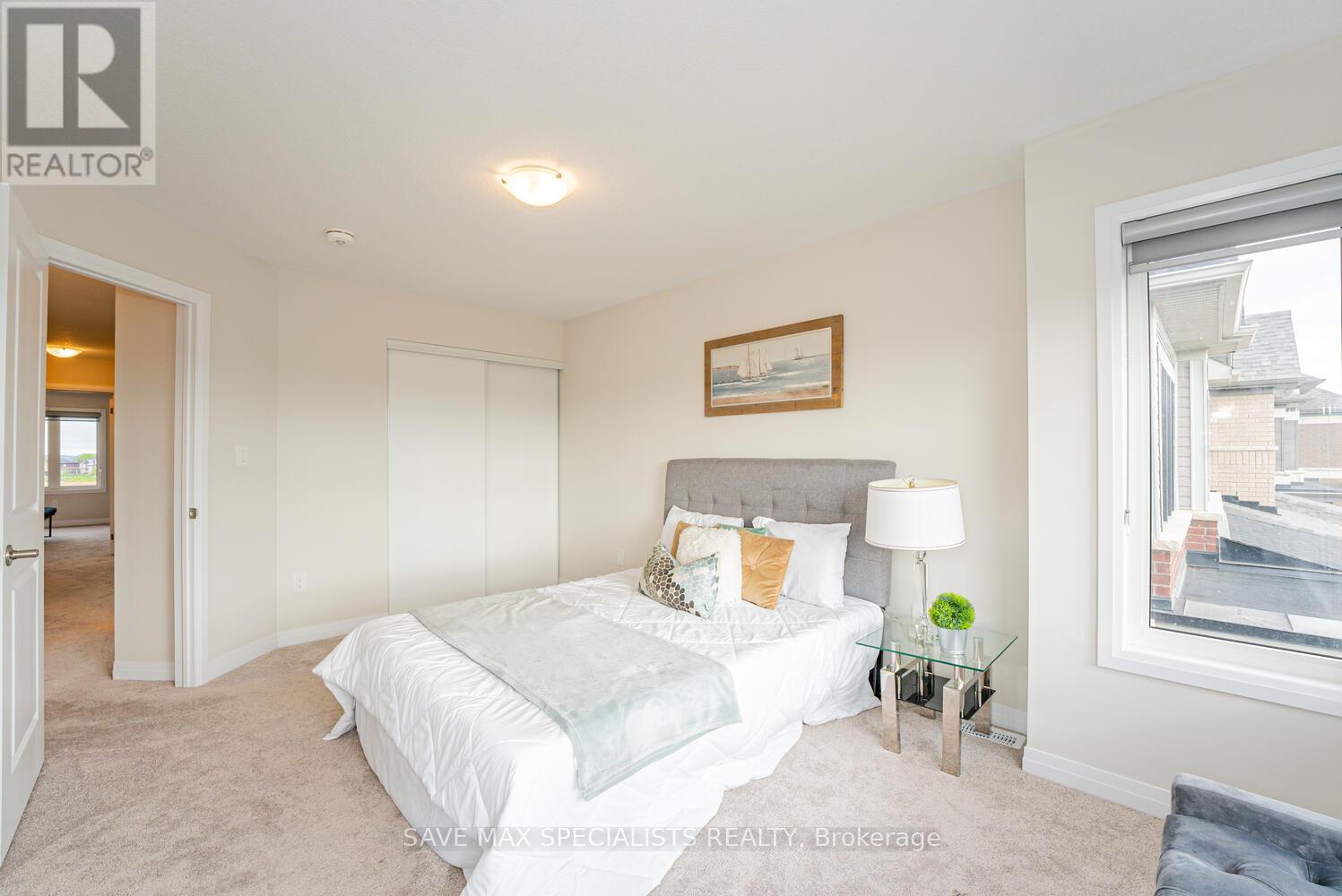 298 Newman Drive, Cambridge, Ontario  N1S 0E1 - Photo 34 - X12150092