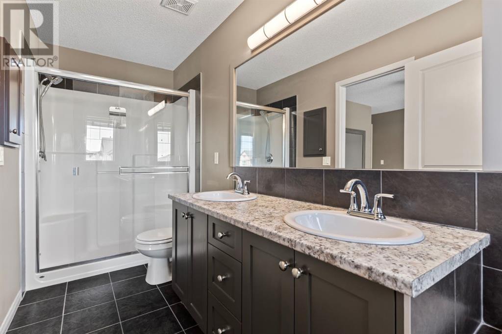 139 Drake Landing Heath, Okotoks, Alberta  T1S 0G8 - Photo 28 - A2224845