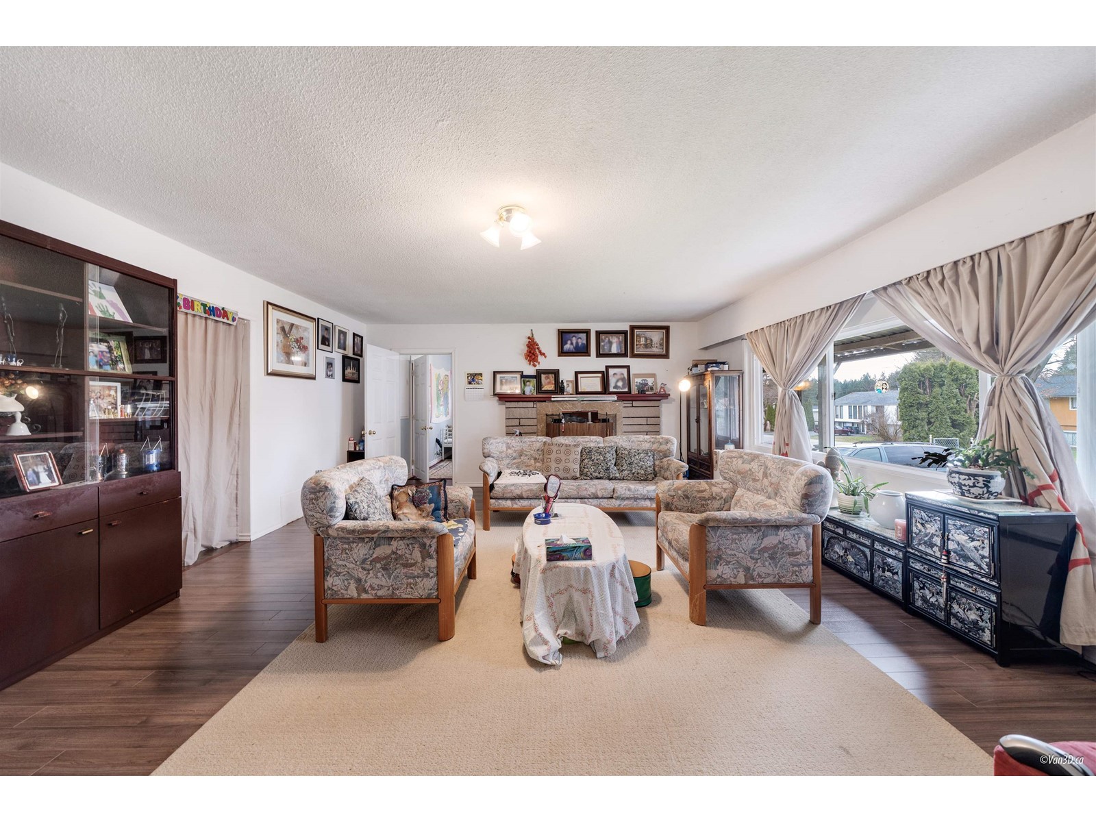 10186 144a Street, Surrey, British Columbia  V3R 3P8 - Photo 5 - R2978499