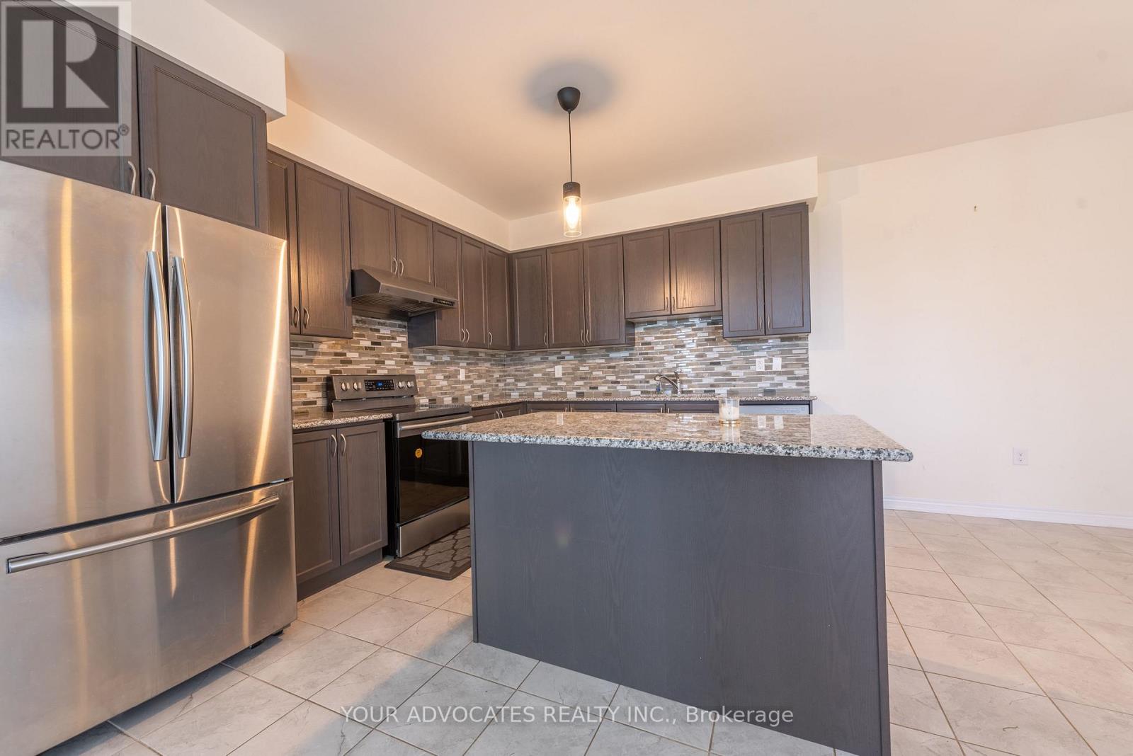Main - 588 William Forster Road, Markham, Ontario  L6B 0Z7 - Photo 3 - N12174811