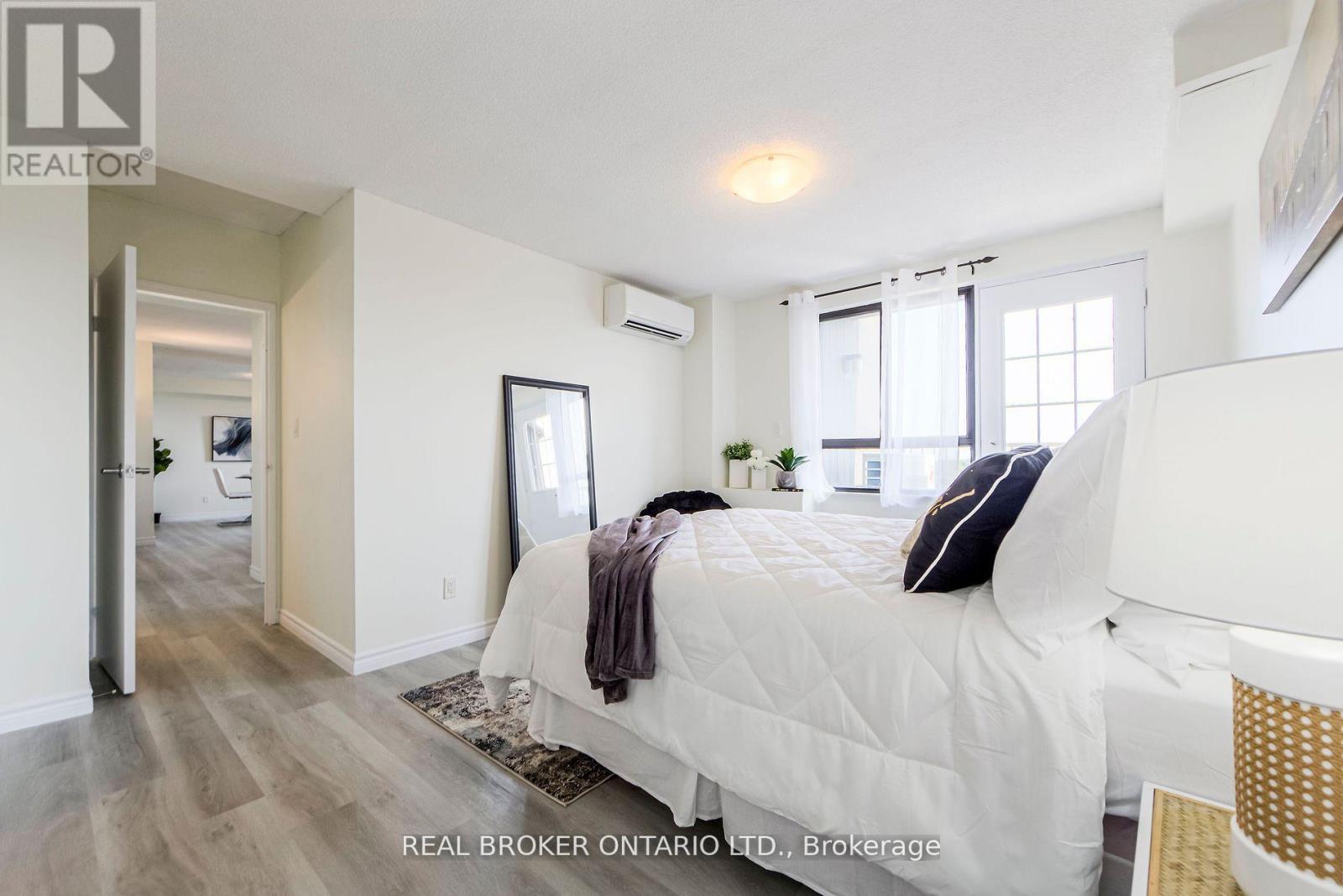 611 - 1000 Cedarglen Gate, Mississauga, Ontario  L5C 3Z5 - Photo 26 - W12174817