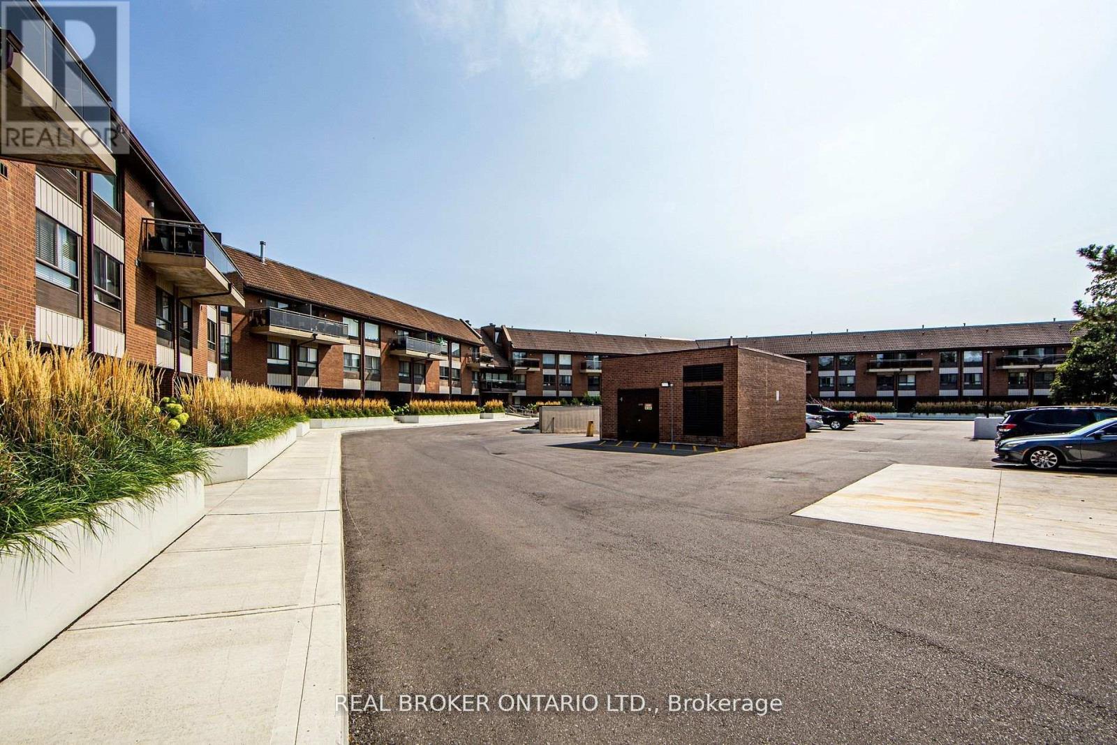 611 - 1000 Cedarglen Gate, Mississauga, Ontario  L5C 3Z5 - Photo 37 - W12174817