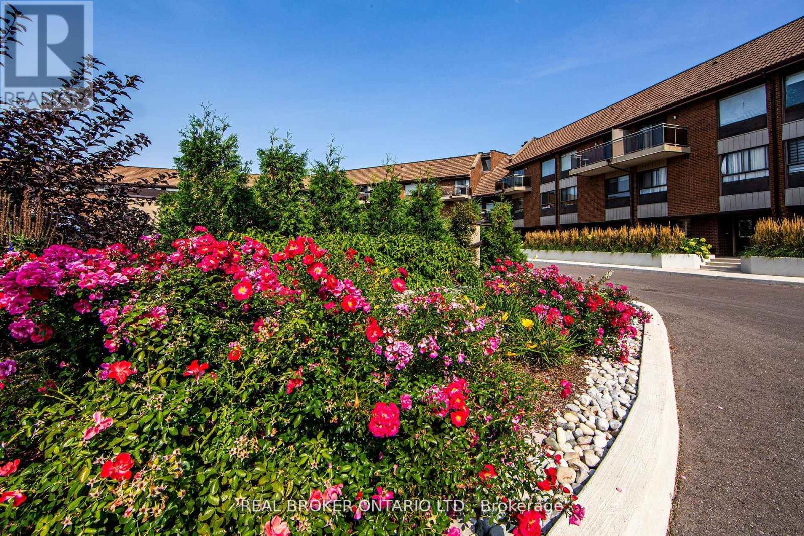 611 - 1000 Cedarglen Gate, Mississauga, Ontario  L5C 3Z5 - Photo 40 - W12174817