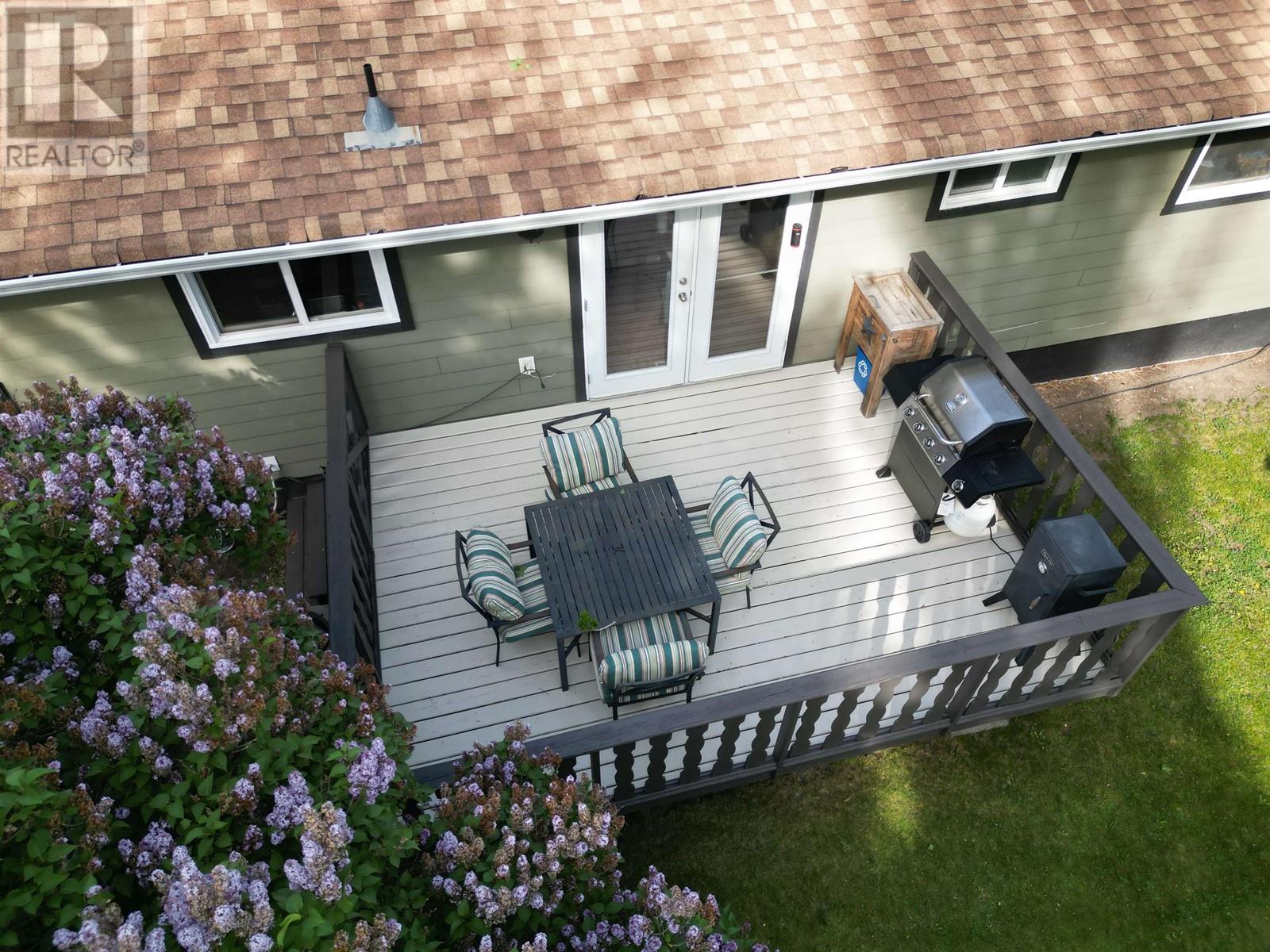 Property at 1035 N NINTH AVENUE image 5